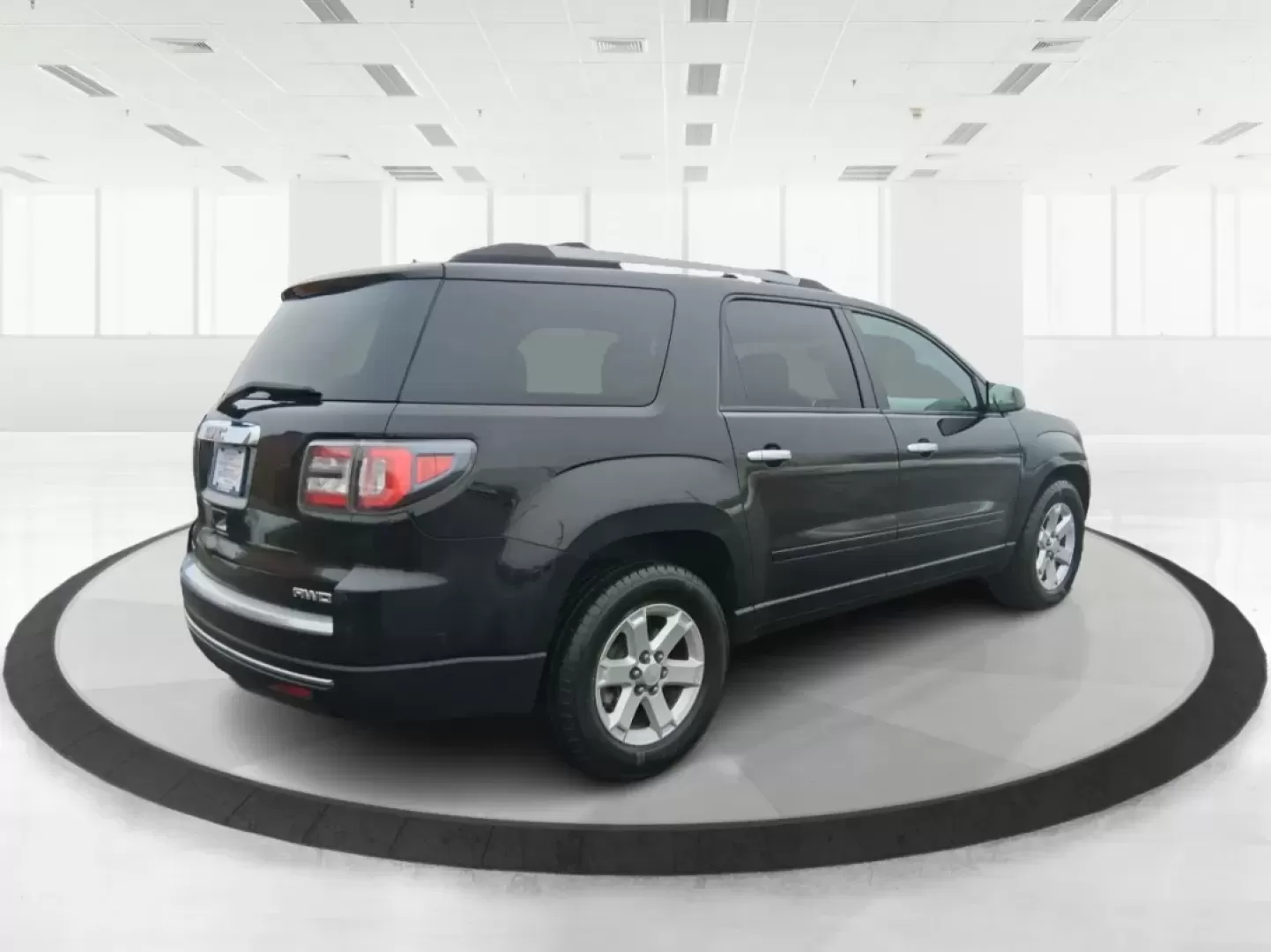 2016 GMC Acadia SLE-1 (1GKKVNED8GJ) with an 3.6L V-6 gasoline direct injection engine, 6A transmission, located at 1184 Kauffman Ave, Fairborn, OH, 45324, (937) 908-9800, 39.807072, -84.030914 - Need one SUV that can handle school drop-offs, I675 commuting, and a weekend escape to John Bryan State Park without feeling cramped or stressed? This 2016 GMC Acadia SLE-1 in Ebony Twilight Metallic is built for real-life Ohio driving-room for people and gear, confident traction for changing weathe - Photo#2