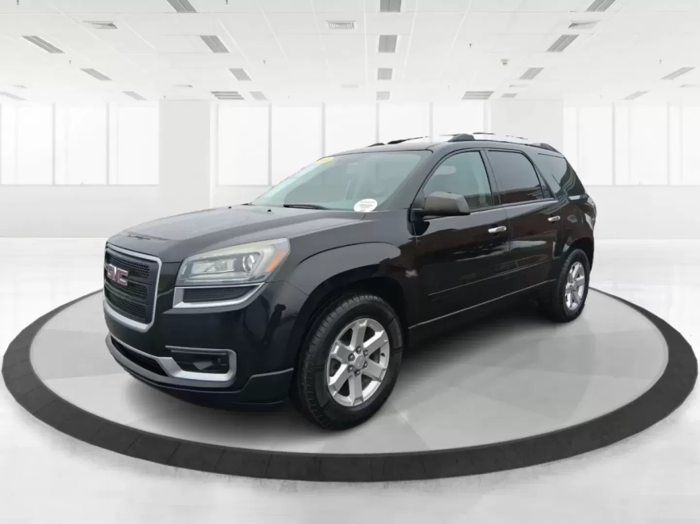 2016 GMC Acadia SLE-1 (1GKKVNED8GJ) with an 3.6L V-6 gasoline direct injection engine, 6A transmission, located at 1184 Kauffman Ave, Fairborn, OH, 45324, (937) 908-9800, 39.807072, -84.030914 - Need one SUV that can handle school drop-offs, I675 commuting, and a weekend escape to John Bryan State Park without feeling cramped or stressed? This 2016 GMC Acadia SLE-1 in Ebony Twilight Metallic is built for real-life Ohio driving-room for people and gear, confident traction for changing weathe - Photo#7