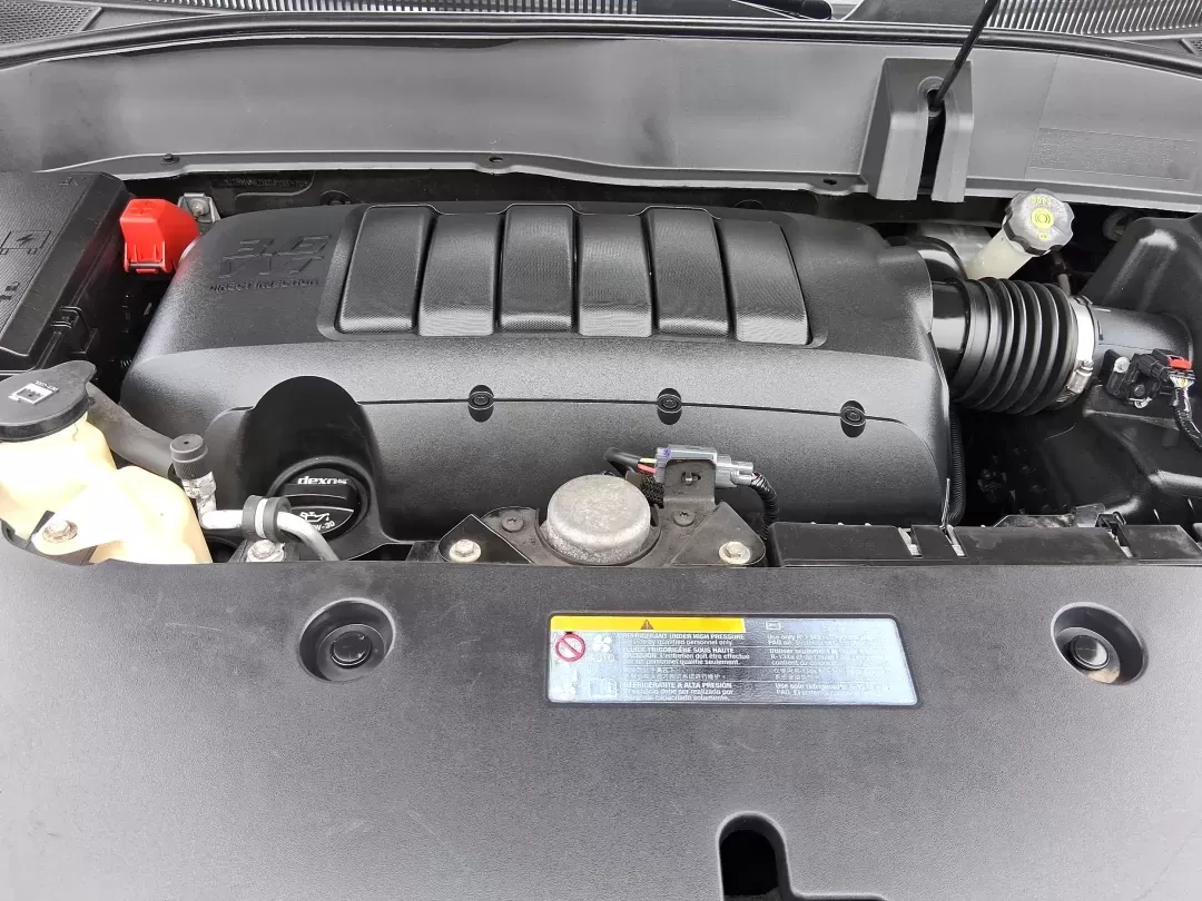 2016 GMC Acadia SLE-1 (1GKKVNED8GJ) with an 3.6L V-6 gasoline direct injection engine, 6A transmission, located at 1184 Kauffman Ave, Fairborn, OH, 45324, (937) 908-9800, 39.807072, -84.030914 - Need one SUV that can handle school drop-offs, I675 commuting, and a weekend escape to John Bryan State Park without feeling cramped or stressed? This 2016 GMC Acadia SLE-1 in Ebony Twilight Metallic is built for real-life Ohio driving-room for people and gear, confident traction for changing weathe - Photo#10