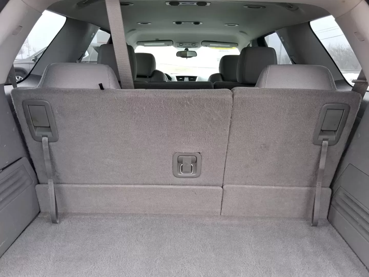 2016 GMC Acadia SLE-1 (1GKKVNED8GJ) with an 3.6L V-6 gasoline direct injection engine, 6A transmission, located at 1184 Kauffman Ave, Fairborn, OH, 45324, (937) 908-9800, 39.807072, -84.030914 - Need one SUV that can handle school drop-offs, I675 commuting, and a weekend escape to John Bryan State Park without feeling cramped or stressed? This 2016 GMC Acadia SLE-1 in Ebony Twilight Metallic is built for real-life Ohio driving-room for people and gear, confident traction for changing weathe - Photo#11