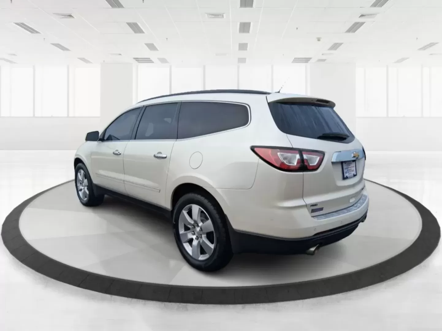 2014 Chevrolet Traverse LTZ (1GNKVJKDXEJ) with an 3.6L V-6 gasoline direct injection engine, 6-Speed Automatic transmission, located at 1951 S Dayton Lakeview Rd., New Carlisle, OH, 45344, (937) 908-9800, 39.890999, -84.050255 - Pack up the kids, cue up the playlist, and point the nose toward a weekend getaway-this 2014 Chevrolet Traverse LTZ is built for real life in West Central Ohio. Whether you're doing the school run, commuting between Troy and Dayton, or loading up for a road trip to Hocking Hills, the Traverse delive - Photo#3