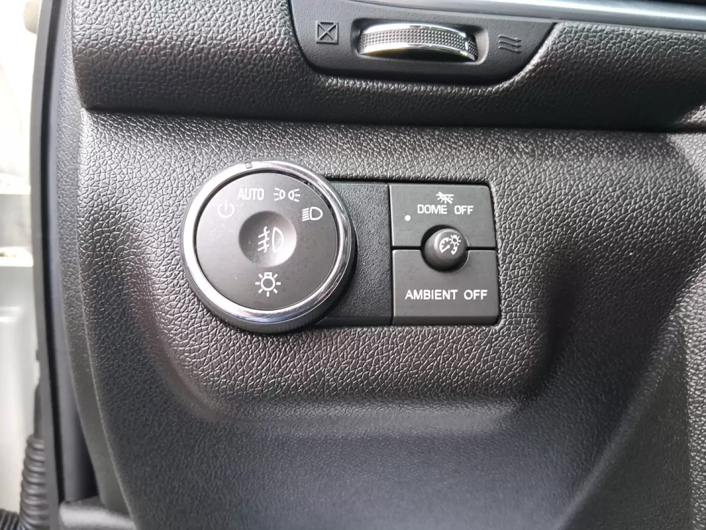 2014 Chevrolet Traverse LTZ (1GNKVJKDXEJ) with an 3.6L V-6 gasoline direct injection engine, 6-Speed Automatic transmission, located at 1951 S Dayton Lakeview Rd., New Carlisle, OH, 45344, (937) 908-9800, 39.890999, -84.050255 - Pack up the kids, cue up the playlist, and point the nose toward a weekend getaway-this 2014 Chevrolet Traverse LTZ is built for real life in West Central Ohio. Whether you're doing the school run, commuting between Troy and Dayton, or loading up for a road trip to Hocking Hills, the Traverse delive - Photo#16