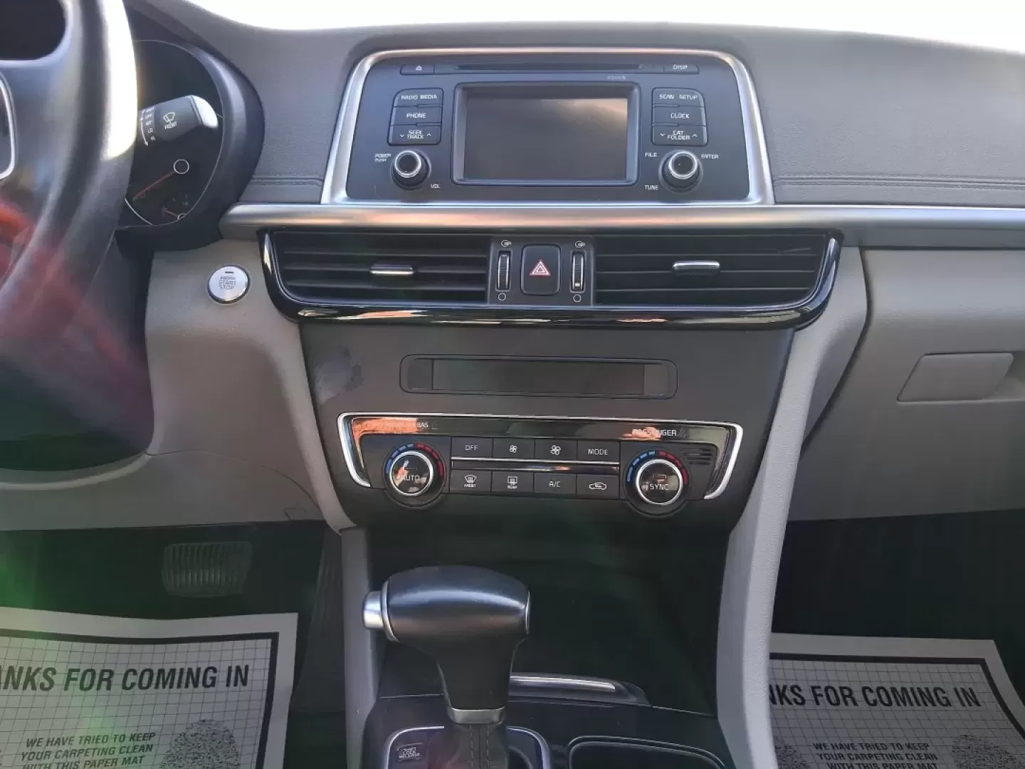 2016 Kia Optima EX (5XXGU4L31GG) with an Theta II 2.4L I-4 gasoline direct injection engine, 6A transmission, located at 880 E. National Road, Vandalia, OH, 45377, (937) 908-9800, 39.891918, -84.183594 - Whether you're a busy commuter heading down I75, a rideshare driver stacking miles, or a small family looking for a comfortable sedan for school runs and weekend errands, this 2016 Kia Optima EX is built for real-life driving in and around Vandalia, Ohio. Finished in Snow White Pearl, it delivers th - Photo#13