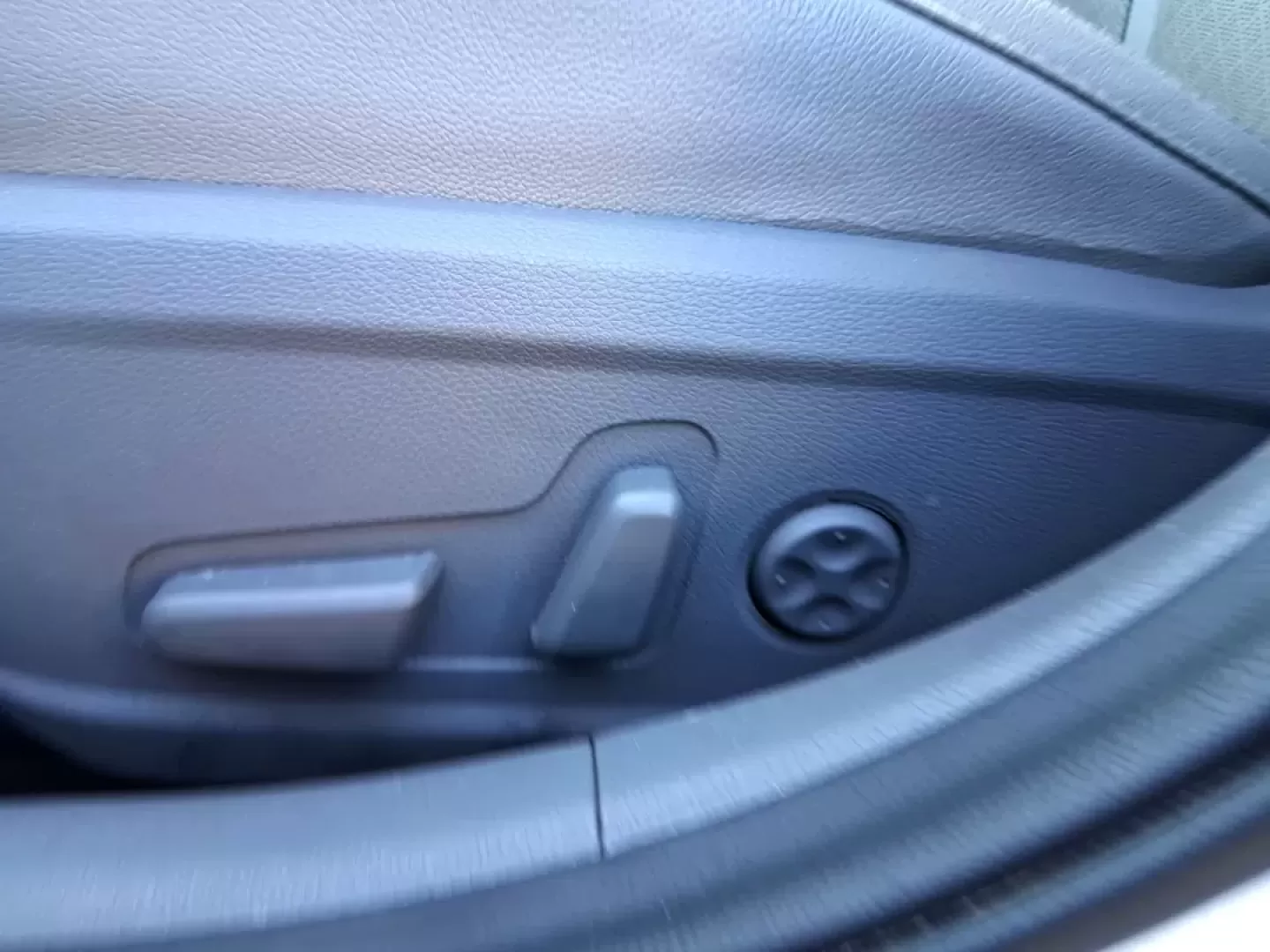 2016 Kia Optima EX (5XXGU4L31GG) with an Theta II 2.4L I-4 gasoline direct injection engine, 6A transmission, located at 880 E. National Road, Vandalia, OH, 45377, (937) 908-9800, 39.891918, -84.183594 - Whether you're a busy commuter heading down I75, a rideshare driver stacking miles, or a small family looking for a comfortable sedan for school runs and weekend errands, this 2016 Kia Optima EX is built for real-life driving in and around Vandalia, Ohio. Finished in Snow White Pearl, it delivers th - Photo#17