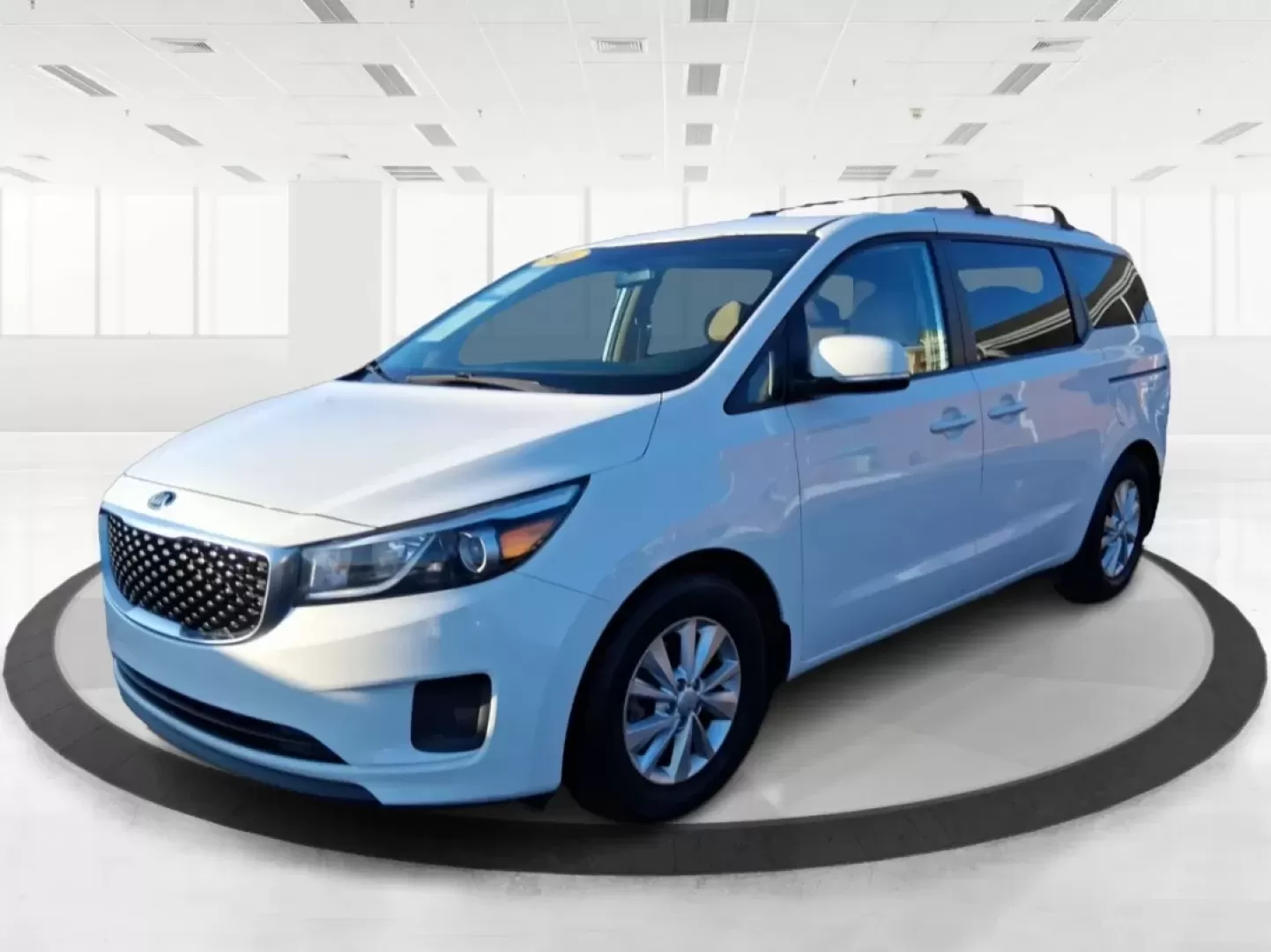 2016 Kia Sedona LX (KNDMB5C1XG6) with an Lambda 3.3L V-6 gasoline direct injection engine, 6-Speed Automatic transmission, located at 1230 East Main St, Xenia, OH, 45385, (937) 908-9800, 39.688026, -83.910172 - Load up the kids, the groceries, and the weekend plans-this 2016 Kia Sedona LX is built for real life in and around Xenia. Whether you're shuttling to school drop-offs, commuting toward Beavercreek, or planning a family road trip out to John Bryan State Park and Yellow Springs, this passenger van de - Photo#7