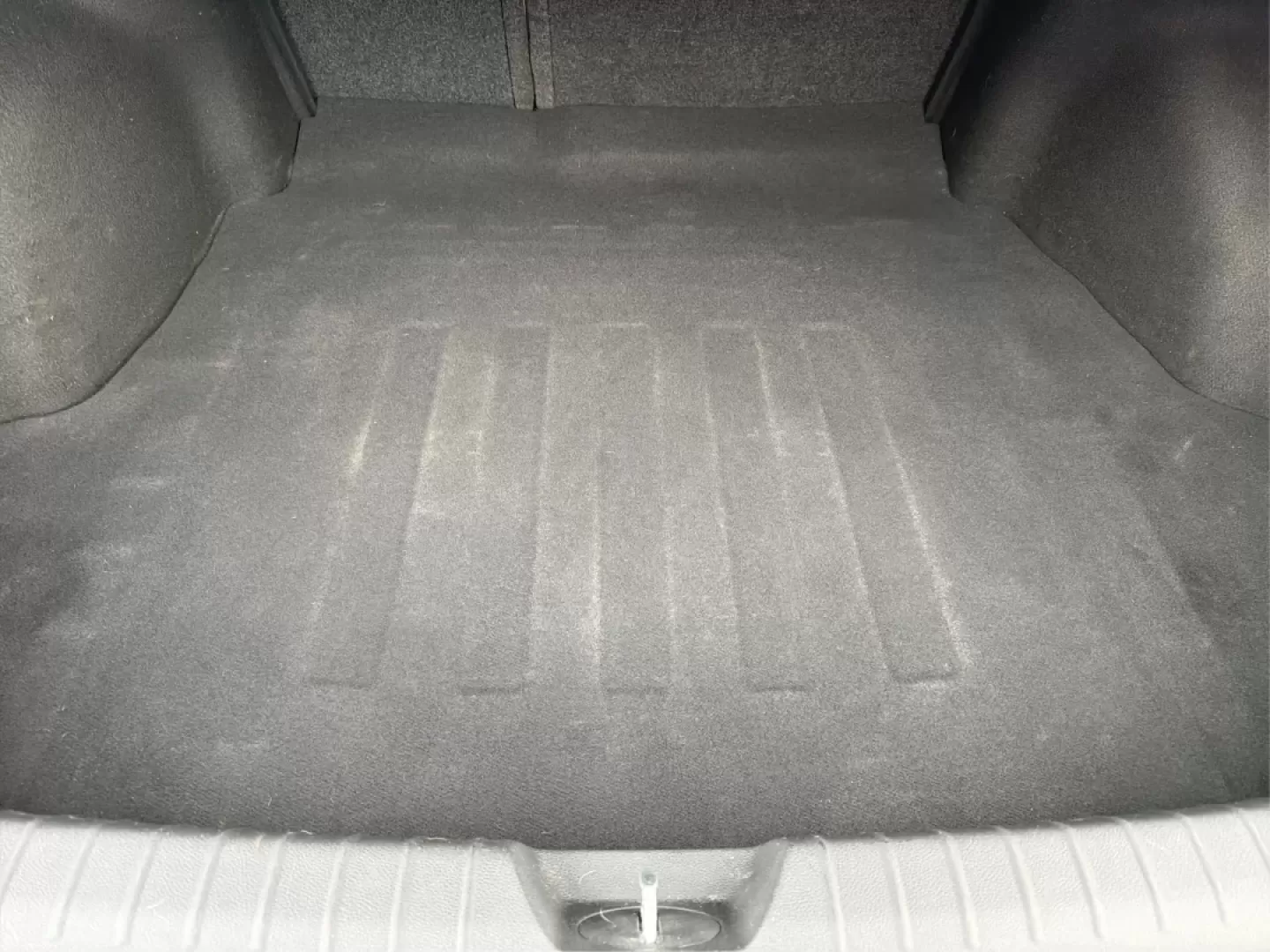 2016 Kia Optima LX (5XXGT4L32GG) with an Theta II 2.4L I-4 gasoline direct injection engine, 6A transmission, located at 1184 Kauffman Ave, Fairborn, OH, 45324, (937) 908-9800, 39.807072, -84.030914 - Picture your next week going smoother: an easy morning commute down I-675, a quick run to The Mall at Fairfield Commons, and a comfortable weekend drive past Wright State University or out toward the National Museum of the U.S. Air Force-without stressing about your budget. This 2016 Kia Optima LX s - Photo#12