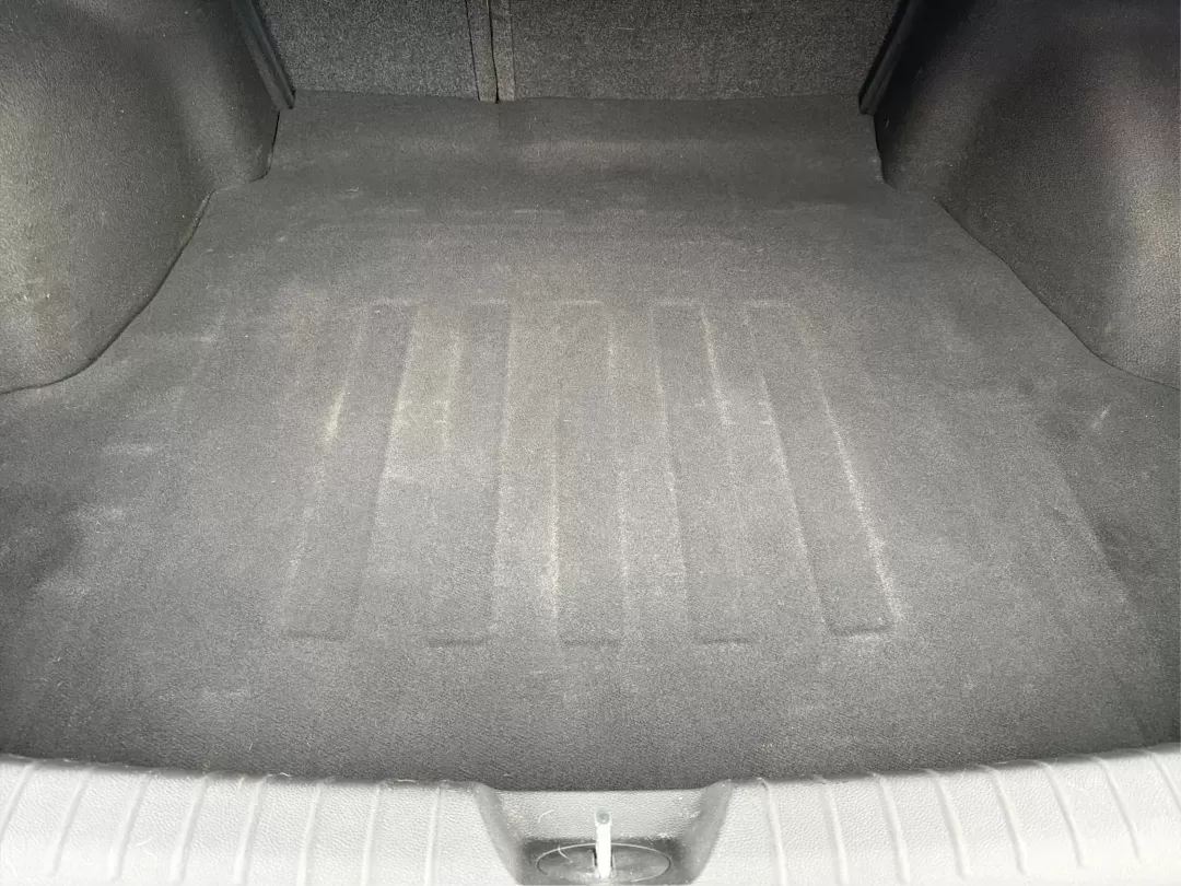 2016 Kia Optima LX (5XXGT4L32GG) with an Theta II 2.4L I-4 gasoline direct injection engine, 6A transmission, located at 1184 Kauffman Ave, Fairborn, OH, 45324, (937) 908-9800, 39.807072, -84.030914 - Picture your next week going smoother: an easy morning commute down I-675, a quick run to The Mall at Fairfield Commons, and a comfortable weekend drive past Wright State University or out toward the National Museum of the U.S. Air Force-without stressing about your budget. This 2016 Kia Optima LX s - Photo#12