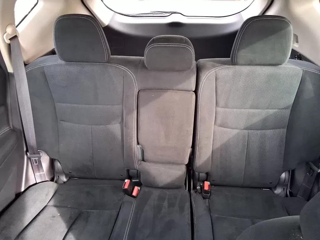 2018 Nissan Murano SV (5N1AZ2MH5JN) with an 3.5L V-6 DOHC engine, CVT transmission, located at 1184 Kauffman Ave, Fairborn, OH, 45324, (937) 908-9800, 39.807072, -84.030914 - Road trips to Yellow Springs, daily commutes down I675, or weekend errands between Wright-Patt and Fairfield Commons-this 2018 Nissan Murano SV is the kind of comfortable, confidence-inspiring SUV that fits real life in Fairborn. With its bold Cayenne Red Metallic finish, roomy cabin, and smart tech - Photo#14