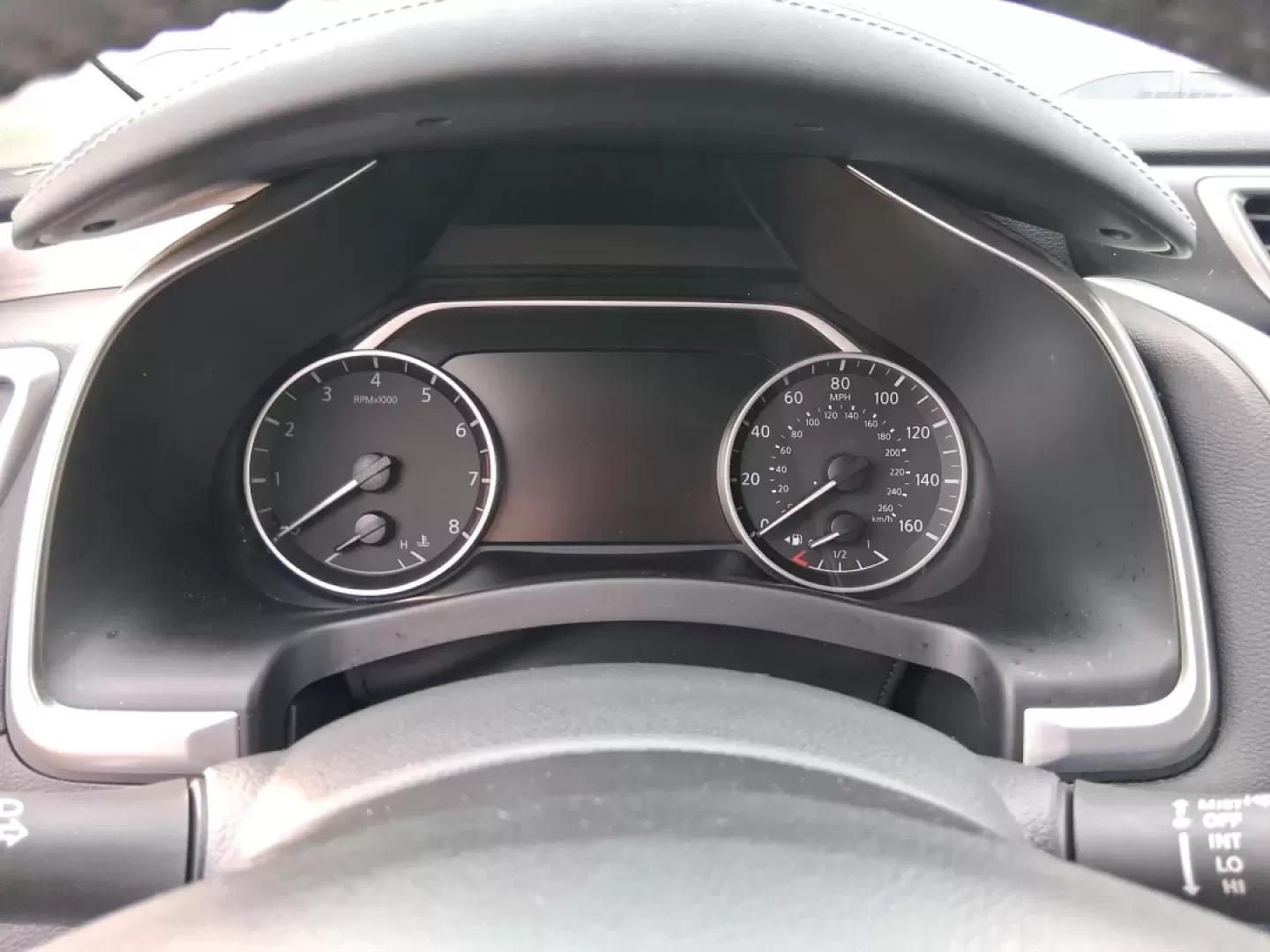 2018 Nissan Murano SV (5N1AZ2MH5JN) with an 3.5L V-6 DOHC engine, CVT transmission, located at 1184 Kauffman Ave, Fairborn, OH, 45324, (937) 908-9800, 39.807072, -84.030914 - Road trips to Yellow Springs, daily commutes down I675, or weekend errands between Wright-Patt and Fairfield Commons-this 2018 Nissan Murano SV is the kind of comfortable, confidence-inspiring SUV that fits real life in Fairborn. With its bold Cayenne Red Metallic finish, roomy cabin, and smart tech - Photo#15