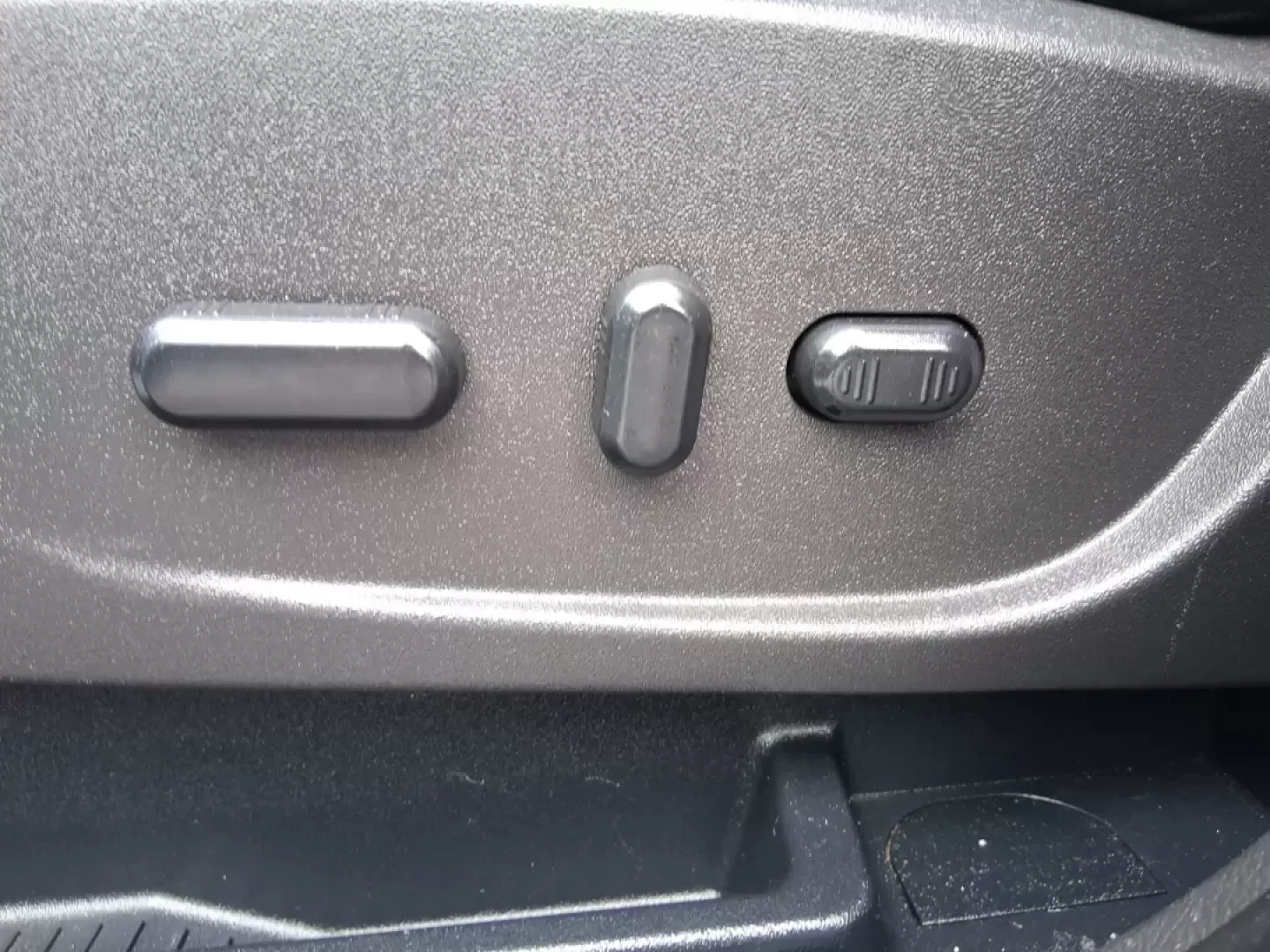 2017 Ford Escape SE (1FMCU0GD5HU) with an 1.5L L4 DOHC 16V engine, 6A transmission, located at 1099 N County Rd 25A , Troy, OH, 45373, (937) 908-9800, 40.057079, -84.212883 - Picture your next Ohio weekend: a quick run up I75 for errands, a family day at Treasure Island Park, or a spontaneous road trip to Dayton-without worrying about space, comfort, or winter-ready confidence. This 2017 Ford Escape SE SUV is built for real life in Troy, offering the easy maneuverability - Photo#18