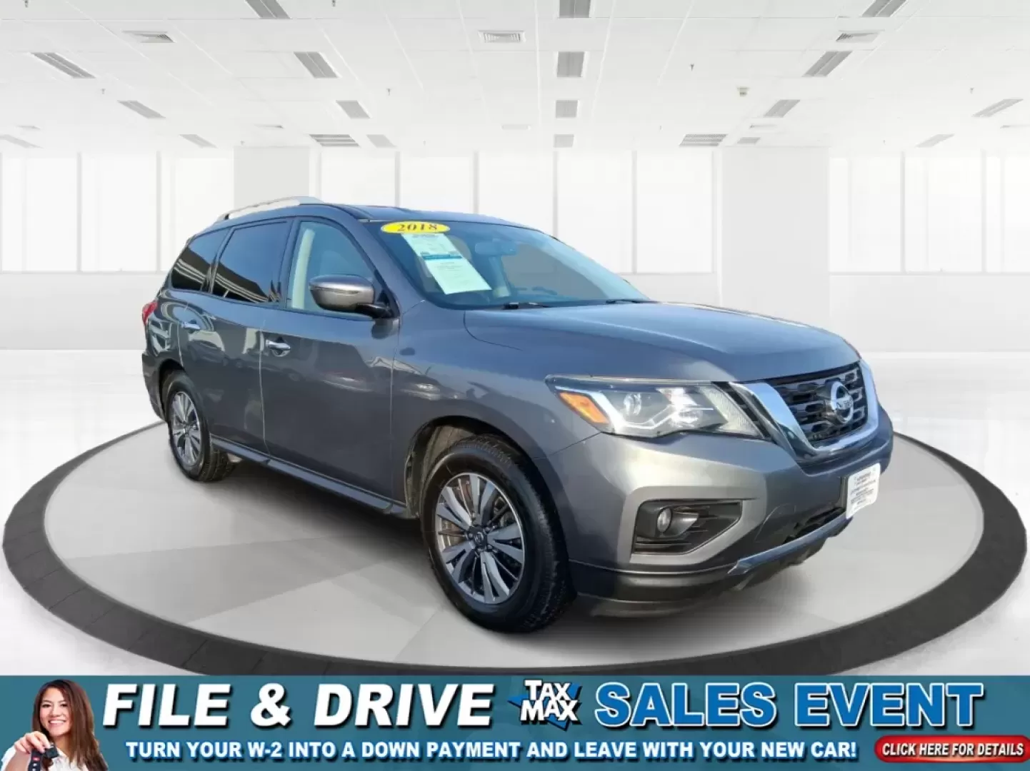 2018 Nissan Pathfinder SV (5N1DR2MM7JC) with an 3.5L V-6 gasoline direct injection engine, CVT transmission, located at 1099 N County Rd 25A , Troy, OH, 45373, (937) 908-9800, 40.057079, -84.212883 - Pack up the kids, the cooler, and the weekend plans-this 2018 Nissan Pathfinder SV is built for real life in Troy, Ohio, whether you're shuttling to practice, commuting down I75, or heading out for a road trip to the Dayton area. With three-row versatility, confident capability, and family-friendly - Photo#0
