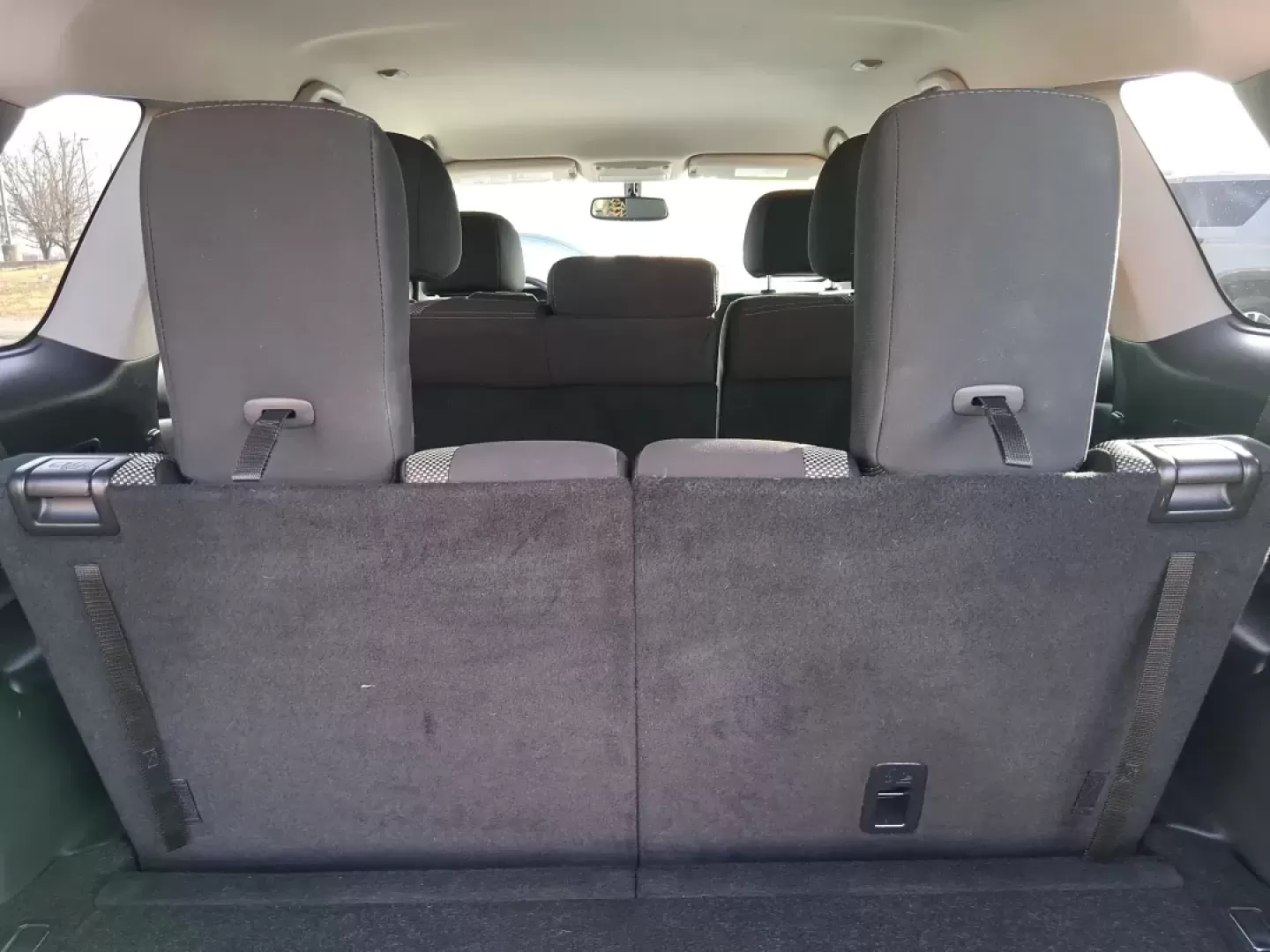 2018 Nissan Pathfinder SV (5N1DR2MM7JC) with an 3.5L V-6 gasoline direct injection engine, CVT transmission, located at 1099 N County Rd 25A , Troy, OH, 45373, (937) 908-9800, 40.057079, -84.212883 - Pack up the kids, the cooler, and the weekend plans-this 2018 Nissan Pathfinder SV is built for real life in Troy, Ohio, whether you're shuttling to practice, commuting down I75, or heading out for a road trip to the Dayton area. With three-row versatility, confident capability, and family-friendly - Photo#12