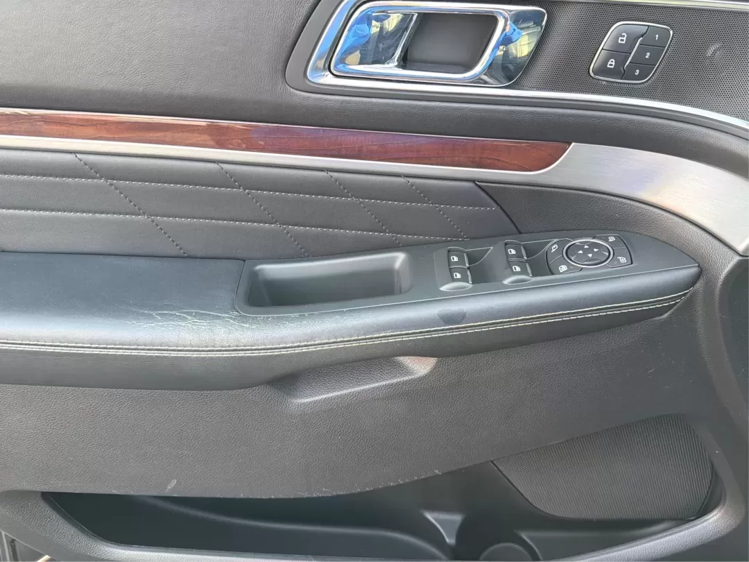 2018 Ford Explorer Platinum (1FM5K8HT1JG) with an EcoBoost 3.5L V-6 gasoline direct injection engine, 6A transmission, located at 8750 N County Rd 25A, Piqua, OH, 45356, (937) 908-9800, 40.164391, -84.232513 - Load up the family, cue the road-trip playlist, and point your weekend plans toward Indian Lake or a quick getaway down I75-this 2018 Ford Explorer Platinum is built for real-life Ohio driving. With confident 4WD/AWD traction, three-row versatility, and premium comfort, it's an ideal SUV for growing - Photo#19