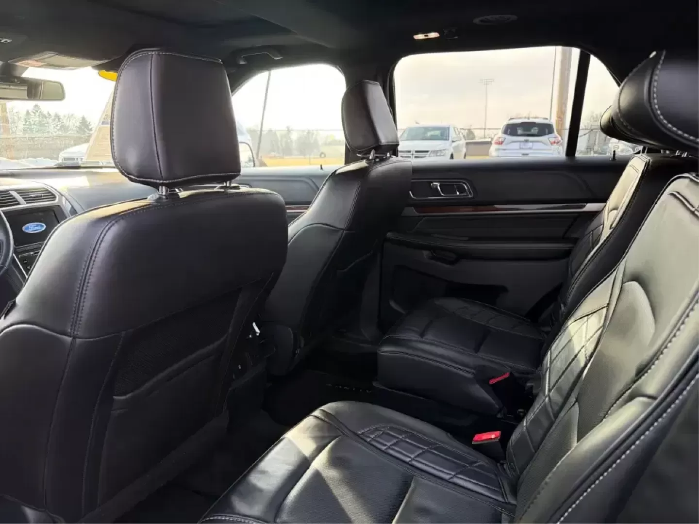 2018 Ford Explorer Platinum (1FM5K8HT1JG) with an EcoBoost 3.5L V-6 gasoline direct injection engine, 6A transmission, located at 401 Woodman Dr, Riverside, OH, 45431, (937) 908-9800, 39.760899, -84.123421 - Load up the family, cue the road-trip playlist, and point your weekend plans toward Indian Lake or a quick getaway down I75-this 2018 Ford Explorer Platinum is built for real-life Ohio driving. With confident 4WD/AWD traction, three-row versatility, and premium comfort, it's an ideal SUV for growing - Photo#10