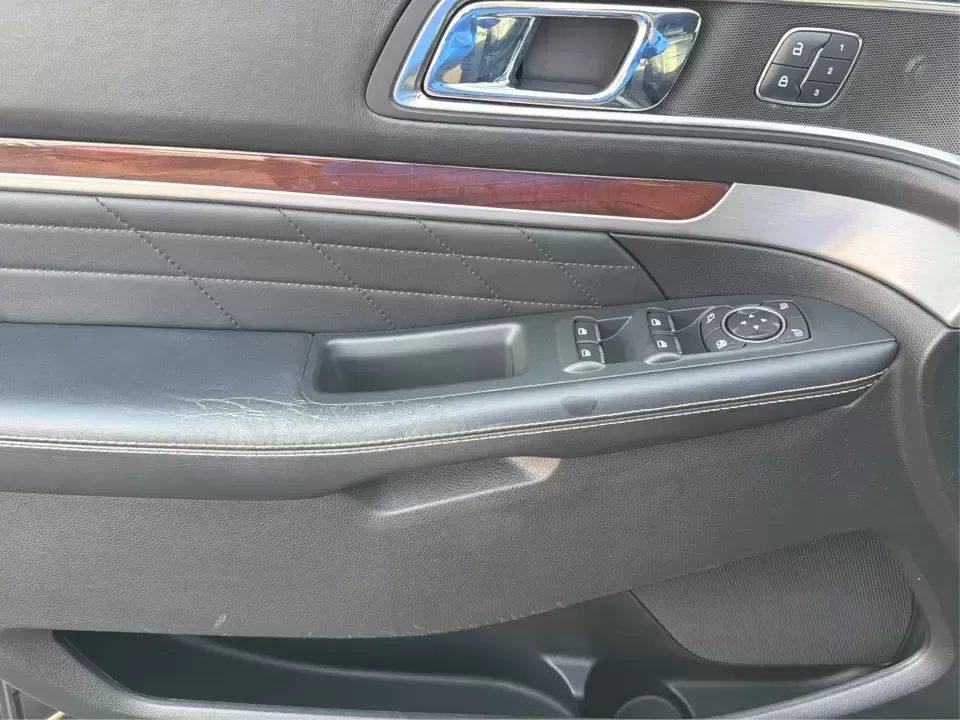 2018 Ford Explorer Platinum (1FM5K8HT1JG) with an EcoBoost 3.5L V-6 gasoline direct injection engine, 6A transmission, located at 401 Woodman Dr, Riverside, OH, 45431, (937) 908-9800, 39.760899, -84.123421 - Load up the family, cue the road-trip playlist, and point your weekend plans toward Indian Lake or a quick getaway down I75-this 2018 Ford Explorer Platinum is built for real-life Ohio driving. With confident 4WD/AWD traction, three-row versatility, and premium comfort, it's an ideal SUV for growing - Photo#19