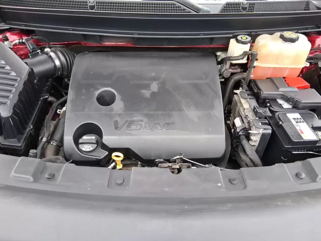 2019 Buick Enclave AWD Premium (5GAEVBKW2KJ) with an 3.6L V-6 gasoline direct injection engine, 9A transmission, located at 1951 S Dayton Lakeview Rd., New Carlisle, OH, 45344, (937) 908-9800, 39.890999, -84.050255 - Pack the family, load up the groceries, and still have room for a spontaneous weekend getaway-this 2019 Buick Enclave AWD Premium is built for real life in Ohio. Whether you're commuting toward Dayton, shuttling kids to activities, or planning a road trip that starts on I70 and ends with a sunset at - Photo#9