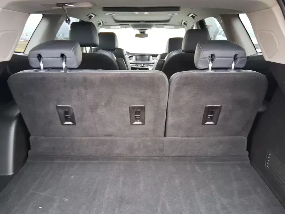 2019 Buick Enclave AWD Premium (5GAEVBKW2KJ) with an 3.6L V-6 gasoline direct injection engine, 9A transmission, located at 8750 N County Rd 25A, Piqua, OH, 45356, (937) 908-9800, 40.164391, -84.232513 - Pack the family, load up the groceries, and still have room for a spontaneous weekend getaway-this 2019 Buick Enclave AWD Premium is built for real life in Ohio. Whether you're commuting toward Dayton, shuttling kids to activities, or planning a road trip that starts on I70 and ends with a sunset at - Photo#10