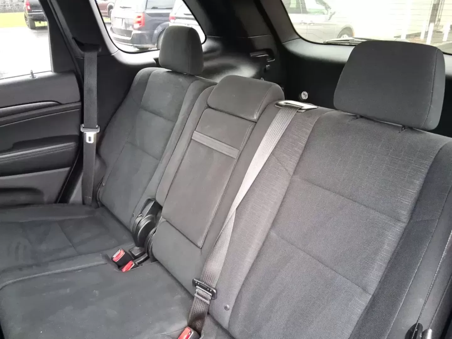 2015 Jeep Grand Cherokee Laredo (1C4RJFAG1FC) with an 3.6L V-6 DOHC engine, 8-Speed Automatic transmission, located at 1951 S Dayton Lakeview Rd., New Carlisle, OH, 45344, (937) 908-9800, 39.890999, -84.050255 - Picture a weekend that starts with a smooth commute through Clark County and ends with a spontaneous road trip-camp gear in the back, friends in the second row, and confidence when the weather turns. This 2015 Jeep Grand Cherokee Laredo is built for real life in Ohio: school runs, long drives down I - Photo#10