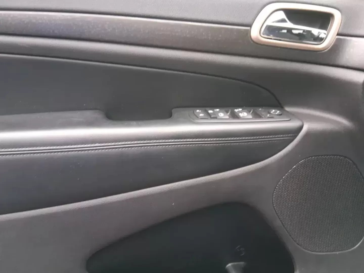 2015 Jeep Grand Cherokee Laredo (1C4RJFAG1FC) with an 3.6L V-6 DOHC engine, 8-Speed Automatic transmission, located at 1951 S Dayton Lakeview Rd., New Carlisle, OH, 45344, (937) 908-9800, 39.890999, -84.050255 - Picture a weekend that starts with a smooth commute through Clark County and ends with a spontaneous road trip-camp gear in the back, friends in the second row, and confidence when the weather turns. This 2015 Jeep Grand Cherokee Laredo is built for real life in Ohio: school runs, long drives down I - Photo#19