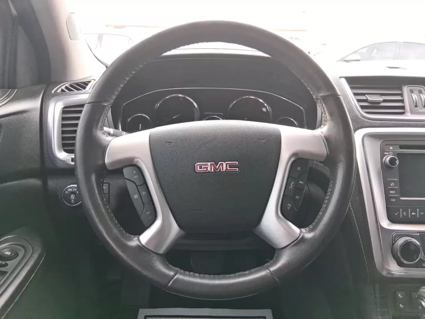 2015 GMC Acadia SLT-1 (1GKKRRKDXFJ) with an 3.6L V-6 gasoline direct injection engine, 6-Speed Automatic transmission, located at 4508 South Dixie Dr, Moraine, OH, 45439, (937) 908-9800, 39.689976, -84.218452 - Need one SUV that can handle school drop-offs, a long commute up I75, and a packed weekend at Carillon Historical Park or a day trip to Caesar Creek? This 2015 GMC Acadia SLT-1 is built for real life in Moraine-roomy, comfortable, and ready for the daily hustle while still feeling upscale for road-t - Photo#16