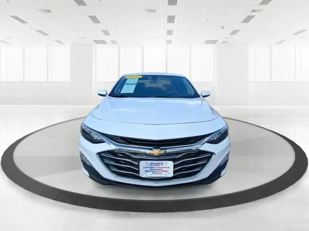 2022 Chevrolet Malibu FWD LT (1G1ZD5ST2NF) with an ECOTEC 1.5L I-4 gasoline direct injection engine, 6A transmission, located at 1230 East Main St, Xenia, OH, 45385, (937) 908-9800, 39.688026, -83.910172 - Need a reliable commuter that still feels comfortable for date night in downtown Xenia, the daily school run, or quick weekend escapes toward John Bryan State Park? This 2022 Chevrolet Malibu LT is built for real life-easy to drive, fuel-friendly on regular unleaded, and packed with the comfort and - Photo#7