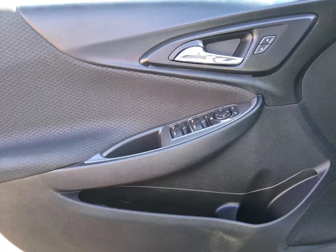 2022 Chevrolet Malibu FWD LT (1G1ZD5ST2NF) with an ECOTEC 1.5L I-4 gasoline direct injection engine, 6A transmission, located at 1230 East Main St, Xenia, OH, 45385, (937) 908-9800, 39.688026, -83.910172 - Need a reliable commuter that still feels comfortable for date night in downtown Xenia, the daily school run, or quick weekend escapes toward John Bryan State Park? This 2022 Chevrolet Malibu LT is built for real life-easy to drive, fuel-friendly on regular unleaded, and packed with the comfort and - Photo#19