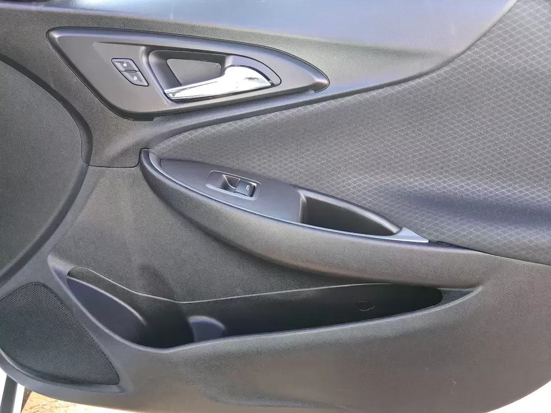 2022 Chevrolet Malibu FWD LT (1G1ZD5ST2NF) with an ECOTEC 1.5L I-4 gasoline direct injection engine, 6A transmission, located at 1230 East Main St, Xenia, OH, 45385, (937) 908-9800, 39.688026, -83.910172 - Need a reliable commuter that still feels comfortable for date night in downtown Xenia, the daily school run, or quick weekend escapes toward John Bryan State Park? This 2022 Chevrolet Malibu LT is built for real life-easy to drive, fuel-friendly on regular unleaded, and packed with the comfort and - Photo#20