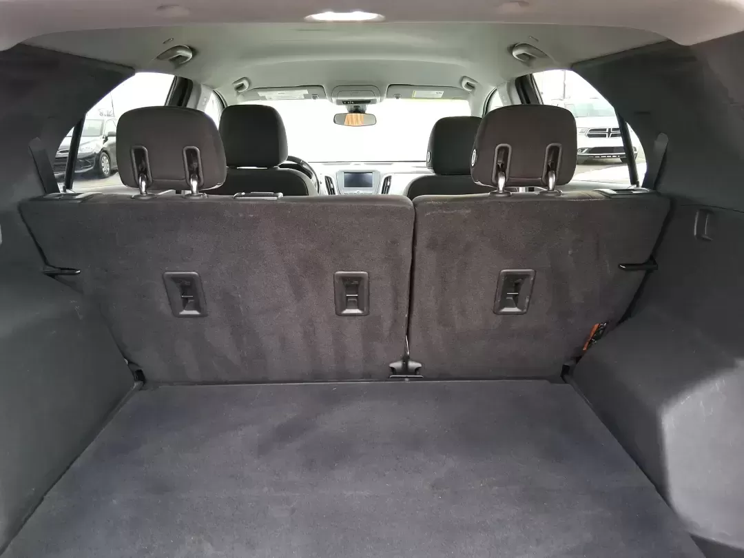 2020 Chevrolet Equinox FWD LT 1.5L Turbo (3GNAXKEV7LS) with an 1.5L I-4 gasoline direct injection engine, 6A transmission, located at 1184 Kauffman Ave, Fairborn, OH, 45324, (937) 908-9800, 39.807072, -84.030914 - Picture your next week going smoother: school drop-offs, I675 commutes, grocery runs, and spontaneous weekend escapes to Yellow Springs-handled in one comfortable, efficient SUV that fits real life. This **2020 Chevrolet Equinox LT (FWD) 1.5L Turbo** in **Pacific Blue Metallic** is a smart choice fo - Photo#12