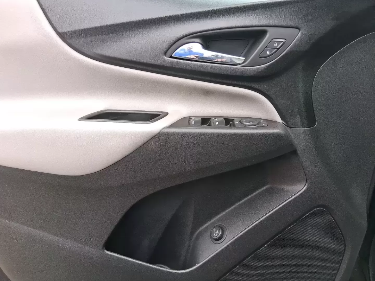 2020 Chevrolet Equinox FWD LT 1.5L Turbo (3GNAXKEV7LS) with an 1.5L I-4 gasoline direct injection engine, 6A transmission, located at 1184 Kauffman Ave, Fairborn, OH, 45324, (937) 908-9800, 39.807072, -84.030914 - Picture your next week going smoother: school drop-offs, I675 commutes, grocery runs, and spontaneous weekend escapes to Yellow Springs-handled in one comfortable, efficient SUV that fits real life. This **2020 Chevrolet Equinox LT (FWD) 1.5L Turbo** in **Pacific Blue Metallic** is a smart choice fo - Photo#19