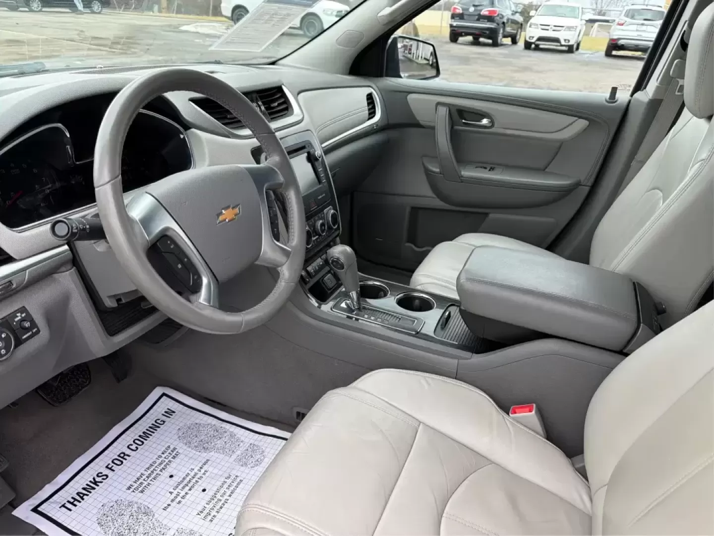 2016 Chevrolet Traverse 2LT (1GNKVHKD0GJ) with an 3.6L V-6 gasoline direct injection engine, 6-Speed Automatic transmission, located at 401 Woodman Dr, Riverside, OH, 45431, (937) 908-9800, 39.760899, -84.123421 - Pack up the kids, cue up the playlist, and point the GPS toward your next weekend getaway-this 2016 Chevrolet Traverse 2LT is the kind of roomy, confident SUV that makes school runs, long commutes, and road trips out of Riverside feel easy and comfortable. With seating flexibility, family-friendly s - Photo#9