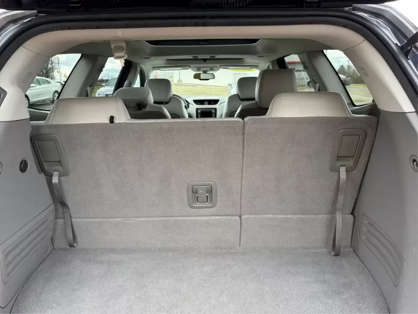 2016 Chevrolet Traverse 2LT (1GNKVHKD0GJ) with an 3.6L V-6 gasoline direct injection engine, 6-Speed Automatic transmission, located at 401 Woodman Dr, Riverside, OH, 45431, (937) 908-9800, 39.760899, -84.123421 - Pack up the kids, cue up the playlist, and point the GPS toward your next weekend getaway-this 2016 Chevrolet Traverse 2LT is the kind of roomy, confident SUV that makes school runs, long commutes, and road trips out of Riverside feel easy and comfortable. With seating flexibility, family-friendly s - Photo#12