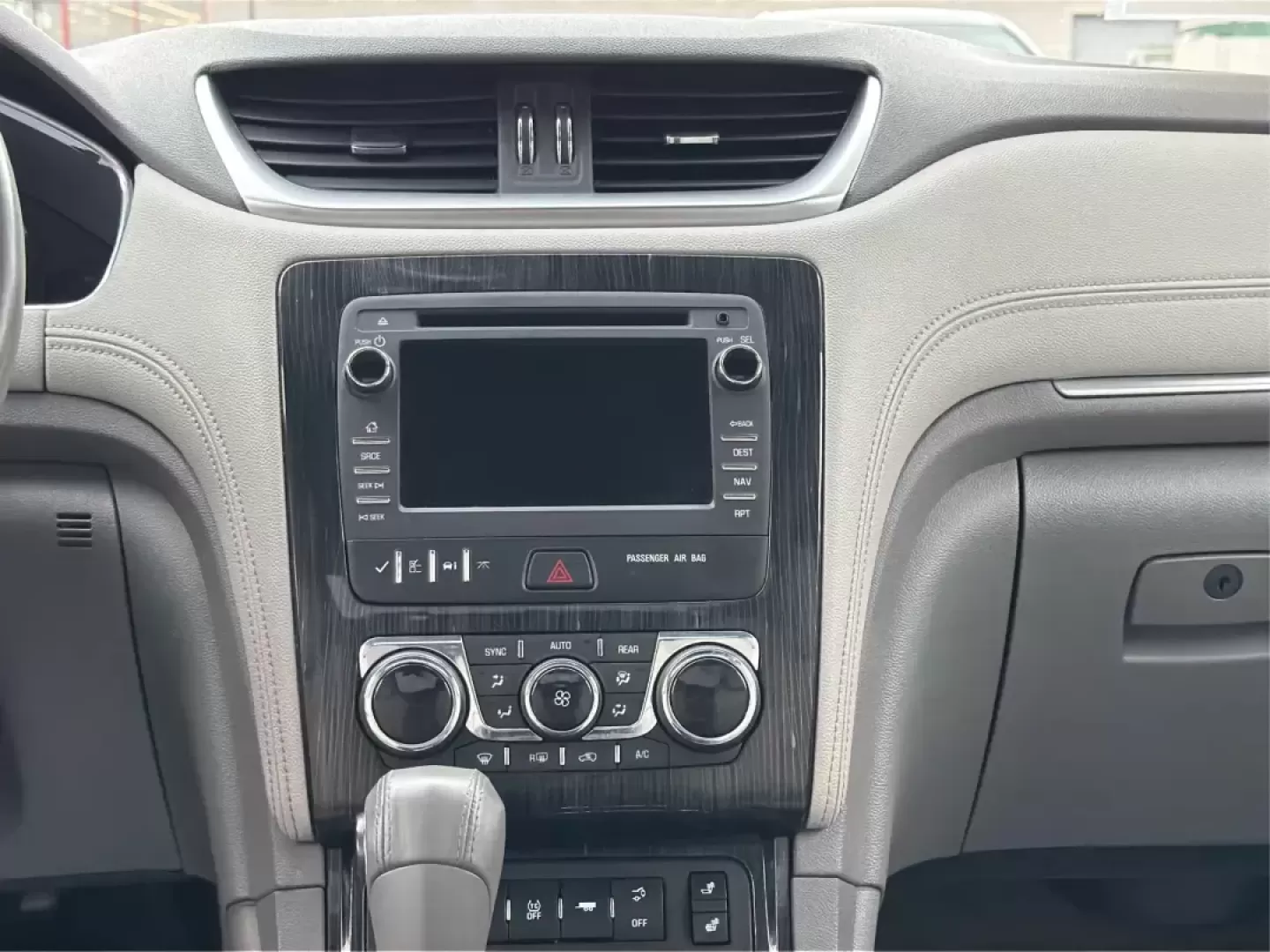 2016 Chevrolet Traverse 2LT (1GNKVHKD0GJ) with an 3.6L V-6 gasoline direct injection engine, 6-Speed Automatic transmission, located at 401 Woodman Dr, Riverside, OH, 45431, (937) 908-9800, 39.760899, -84.123421 - Pack up the kids, cue up the playlist, and point the GPS toward your next weekend getaway-this 2016 Chevrolet Traverse 2LT is the kind of roomy, confident SUV that makes school runs, long commutes, and road trips out of Riverside feel easy and comfortable. With seating flexibility, family-friendly s - Photo#13