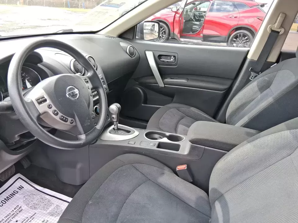 2013 Nissan Rogue S (JN8AS5MV5DW) with an 2.5L I-4 DOHC engine, Continuously Variable Transmission transmission, located at 8750 N County Rd 25A, Piqua, OH, 45356, (937) 908-9800, 40.164391, -84.232513 - 2013 Nissan Rogue S - Photo#9