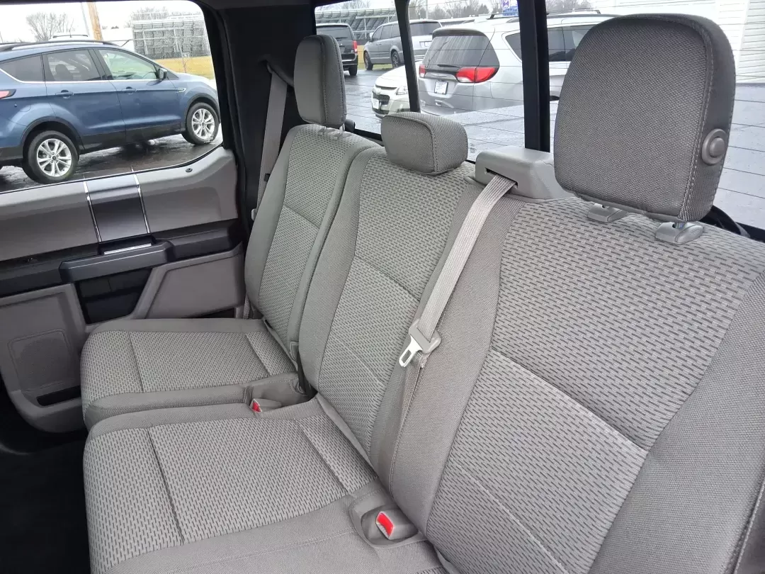 2016 Ford F-150 XLT (1FTEW1EP1GK) with an 2.7L V6 DOHC 24V engine, 6A transmission, located at 8750 N County Rd 25A, Piqua, OH, 45356, (937) 908-9800, 40.164391, -84.232513 - Need one truck that can handle weekday work runs, Saturday projects, and a last-minute road trip up I75 without breaking a sweat? This 2016 Ford F150 XLT Crew Cab 4WD is built for the doitall lifestyle-room for the crew, confidence in Ohio weather, and the capability to tow, haul, and explore while - Photo#10