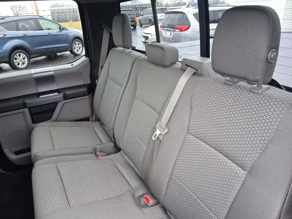 2016 Ford F-150 XLT (1FTEW1EP1GK) with an 2.7L V6 DOHC 24V engine, 6A transmission, located at 8750 N County Rd 25A, Piqua, OH, 45356, (937) 908-9800, 40.164391, -84.232513 - Need one truck that can handle weekday work runs, Saturday projects, and a last-minute road trip up I75 without breaking a sweat? This 2016 Ford F150 XLT Crew Cab 4WD is built for the doitall lifestyle-room for the crew, confidence in Ohio weather, and the capability to tow, haul, and explore while - Photo#10