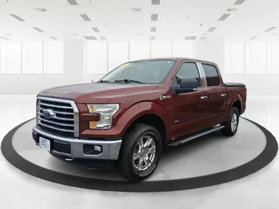 2016 Ford F-150 XLT (1FTEW1EP1GK) with an 2.7L V6 DOHC 24V engine, 6A transmission, located at 401 Woodman Dr, Riverside, OH, 45431, (937) 908-9800, 39.760899, -84.123421 - Need one truck that can handle weekday work runs, Saturday projects, and a last-minute road trip up I75 without breaking a sweat? This 2016 Ford F150 XLT Crew Cab 4WD is built for the doitall lifestyle-room for the crew, confidence in Ohio weather, and the capability to tow, haul, and explore while - Photo#8
