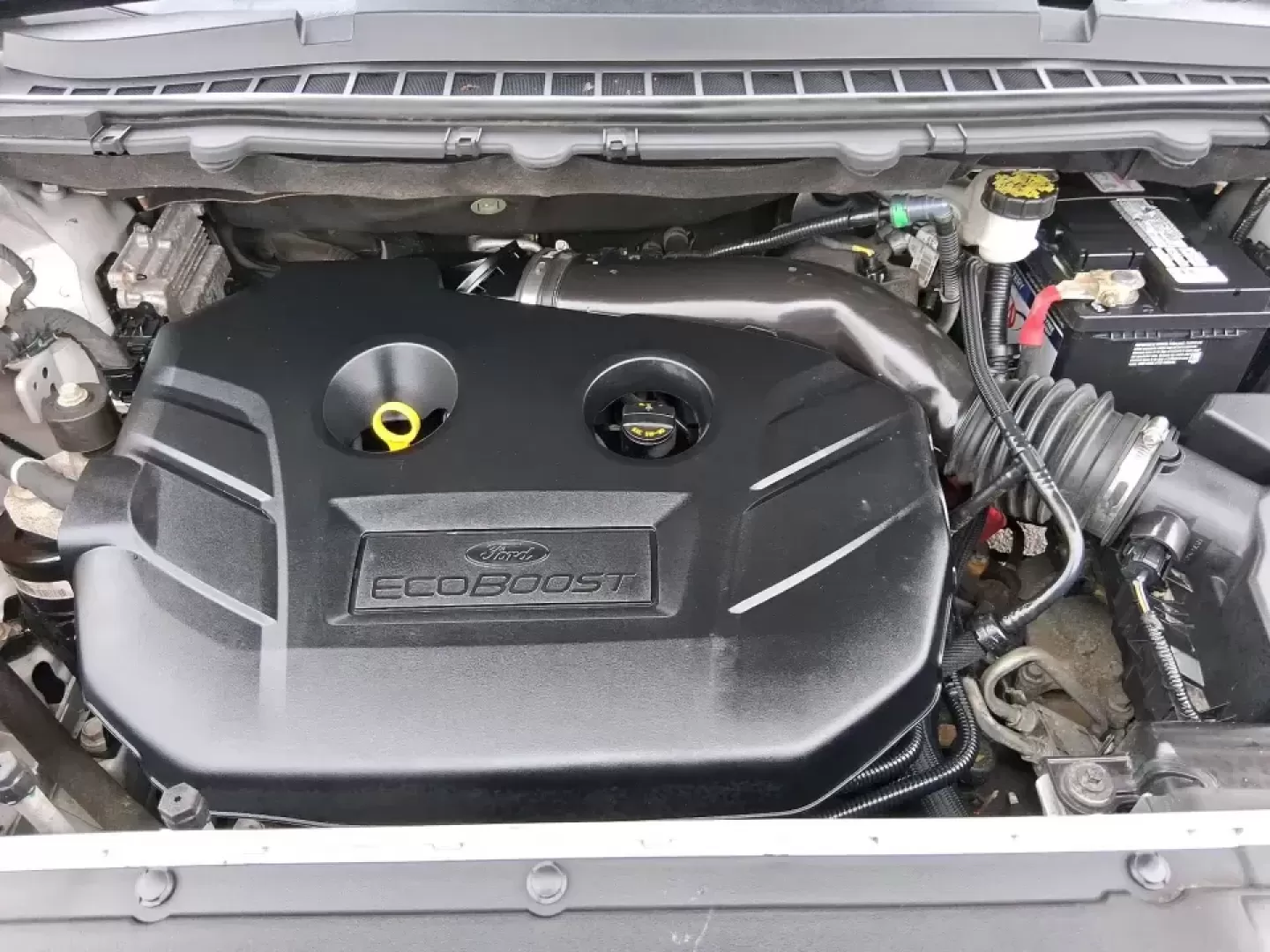 2018 Ford Edge SEL (2FMPK4J95JB) with an 2.0L L4 DOHC 16V engine, 6A transmission, located at 1230 East Main St, Xenia, OH, 45385, (937) 908-9800, 39.688026, -83.910172 - Load up the family, point the hood toward a weekend getaway, and enjoy the confident, all-weather versatility that makes an SUV the go-to choice in Ohio-this 2018 Ford Edge SEL is built for real life, from school runs and grocery trips to road trips out toward Indian Lake or a day exploring downtown - Photo#11