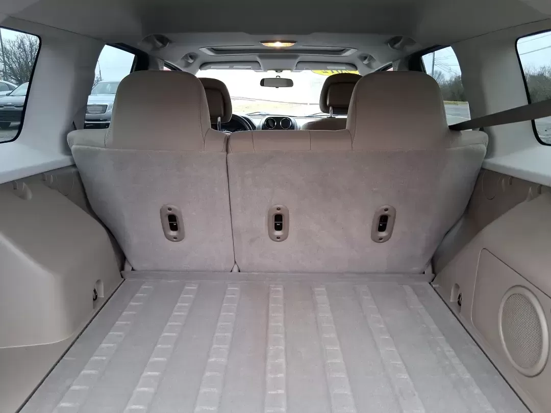 2012 Jeep Patriot Latitude (1C4NJPFB0CD) with an 2.4L L4 DOHC 16V engine, located at 1099 N County Rd 25A , Troy, OH, 45373, (937) 908-9800, 40.057079, -84.212883 - Picture your next weekend: a quick run up I-75 for a family visit, a scenic drive past the Miami River, then an easy loop back through downtown Troy for dinner-without worrying about whether your SUV can keep up with daily life. This 2012 Jeep Patriot Latitude is built for practical adventures and e - Photo#12