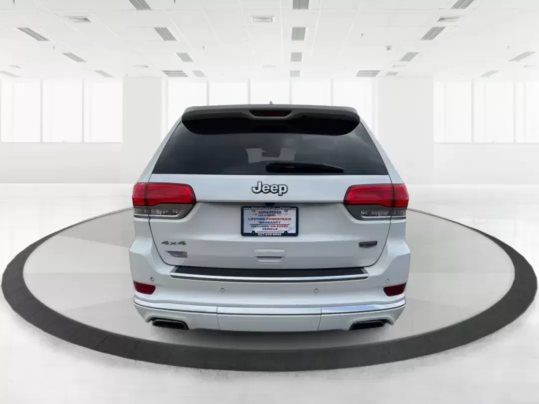 2016 Jeep Grand Cherokee Summit (1C4RJFJGXGC) with an 3.6L V6 DOHC 24V engine, 8A transmission, located at 1184 Kauffman Ave, Fairborn, OH, 45324, (937) 908-9800, 39.807072, -84.030914 - Pack the cooler, load up the family, and point the hood toward your next weekend escape-this 2016 Jeep Grand Cherokee Summit 4WD is built for Ohio life, from daily commutes across town to road trips out toward Hocking Hills. With its confident SUV stance, upscale Summit trim, and go-anywhere capabil - Photo#3