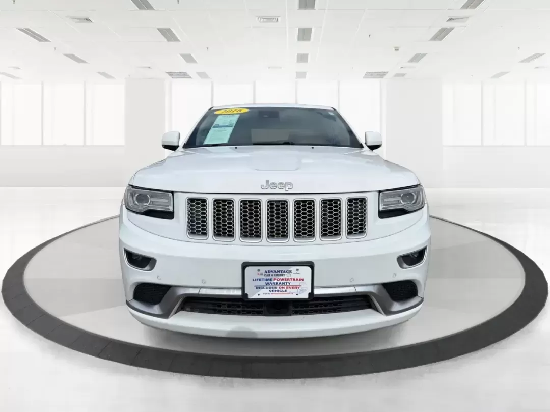 2016 Jeep Grand Cherokee Summit (1C4RJFJGXGC) with an 3.6L V6 DOHC 24V engine, 8A transmission, located at 1184 Kauffman Ave, Fairborn, OH, 45324, (937) 908-9800, 39.807072, -84.030914 - Pack the cooler, load up the family, and point the hood toward your next weekend escape-this 2016 Jeep Grand Cherokee Summit 4WD is built for Ohio life, from daily commutes across town to road trips out toward Hocking Hills. With its confident SUV stance, upscale Summit trim, and go-anywhere capabil - Photo#7