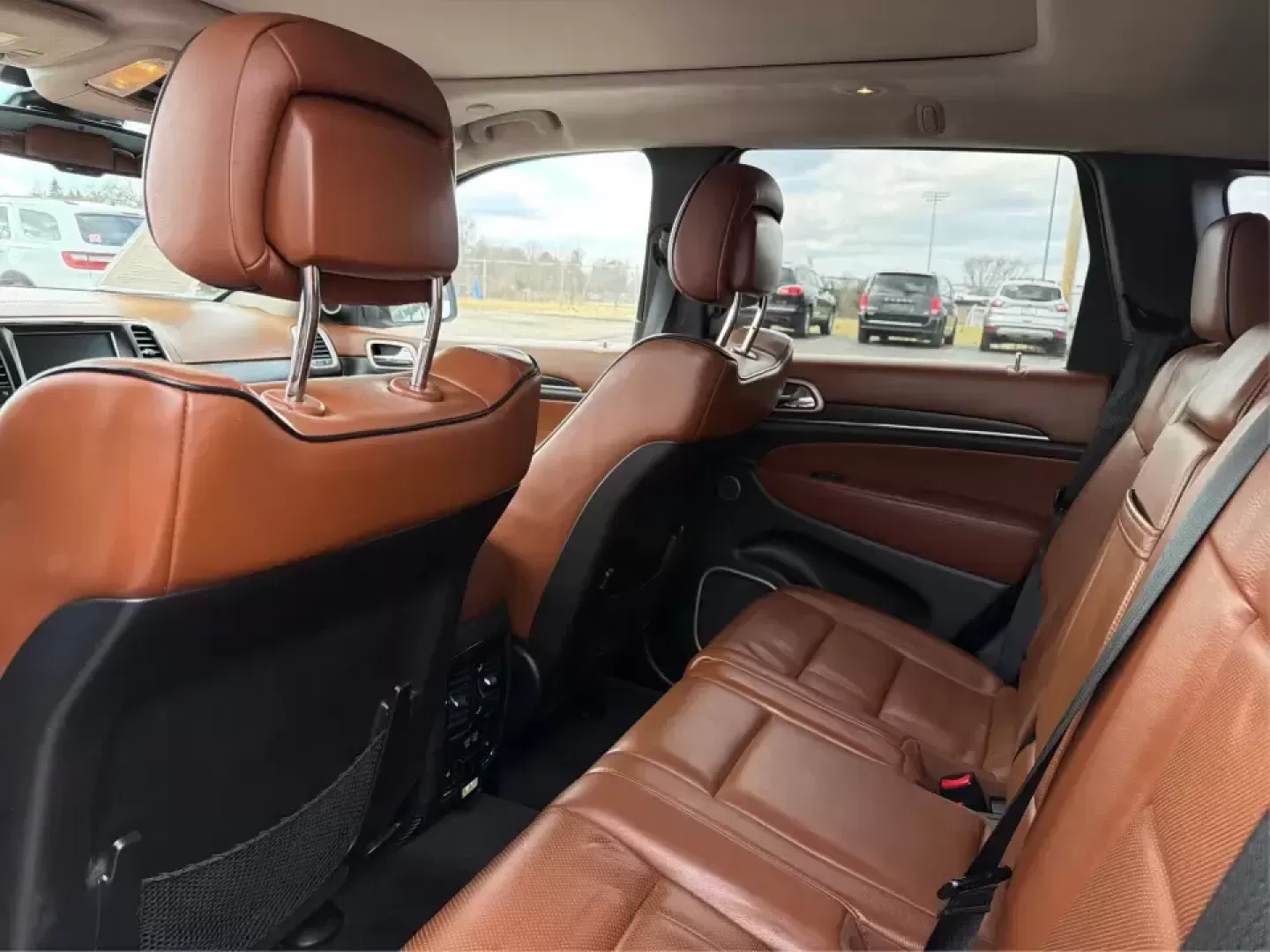 2016 Jeep Grand Cherokee Summit (1C4RJFJGXGC) with an 3.6L V6 DOHC 24V engine, 8A transmission, located at 1184 Kauffman Ave, Fairborn, OH, 45324, (937) 908-9800, 39.807072, -84.030914 - Pack the cooler, load up the family, and point the hood toward your next weekend escape-this 2016 Jeep Grand Cherokee Summit 4WD is built for Ohio life, from daily commutes across town to road trips out toward Hocking Hills. With its confident SUV stance, upscale Summit trim, and go-anywhere capabil - Photo#10