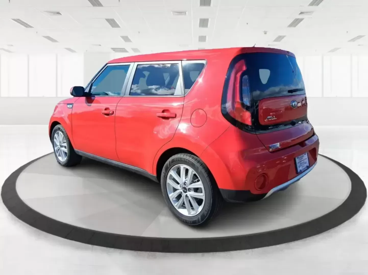 2018 Kia Soul + (KNDJP3A58J7) with an 2L I-4 gasoline direct injection engine, 6A transmission, located at 401 Woodman Dr, Riverside, OH, 45431, (937) 908-9800, 39.760899, -84.123421 - Need a dependable commuter that's easy to park in tight lots, roomy enough for Costco runs, and fun for weekend escapes to the MetroParks? This 2018 Kia Soul + in eye-catching Inferno Red fits the Riverside lifestyle perfectly-whether you're cruising along Woodman Dr, hopping on I-675 for a long com - Photo#4