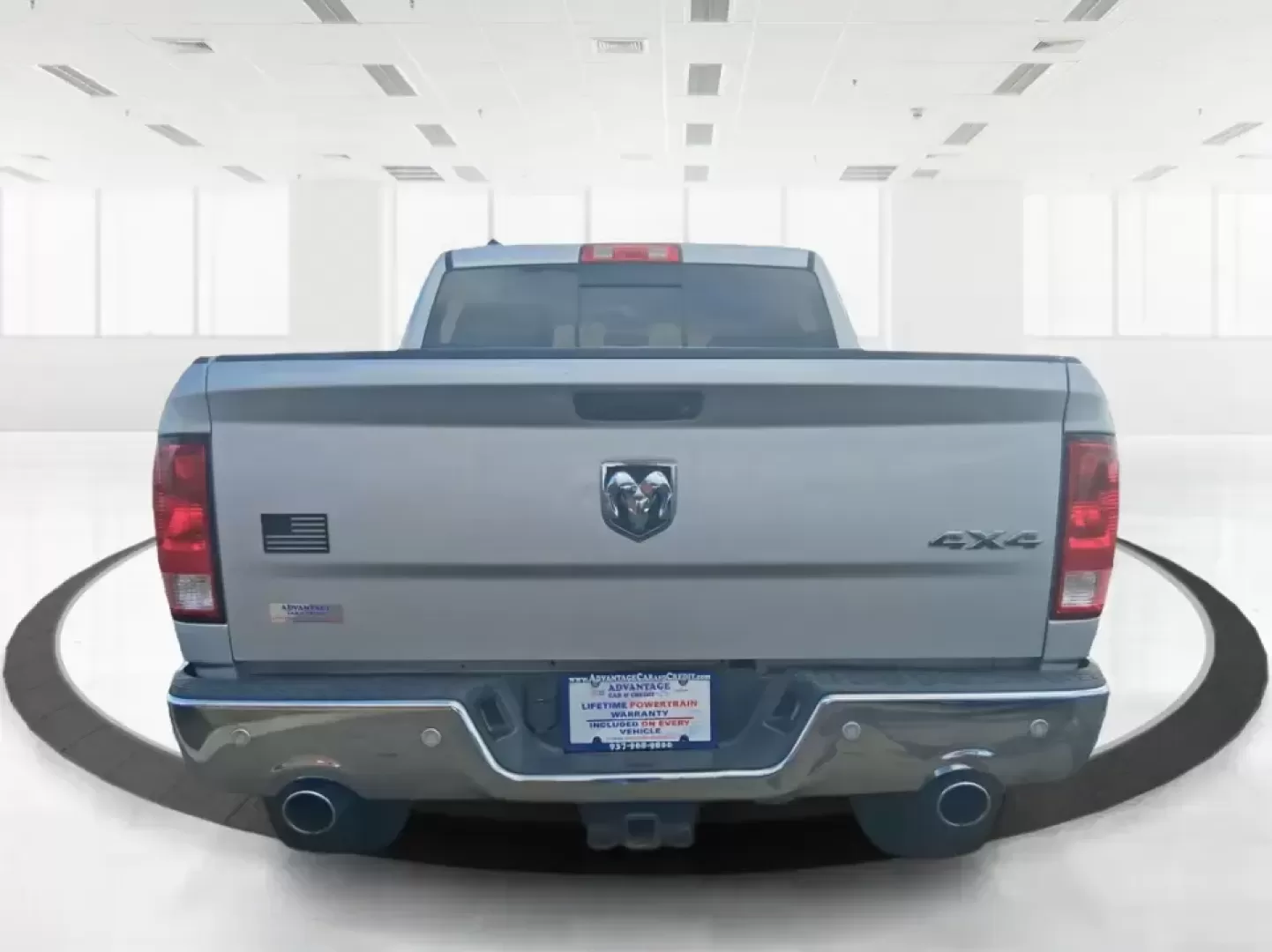 2016 Ram 1500 Lone Star (1C6RR7LT7GS) with an 5.7L V8 OHV 16V engine, 6A transmission, located at 401 Woodman Dr, Riverside, OH, 45431, (937) 908-9800, 39.760899, -84.123421 - Built for Midwest workweeks and weekend getaways, this 2016 Ram 1500 Lone Star Crew Cab is the kind of truck that fits real life in Riverside, Ohio-whether you're hauling gear for a home project, towing the toys for a trip out toward the Miami Valley, or loading up the family for a long road day on - Photo#3