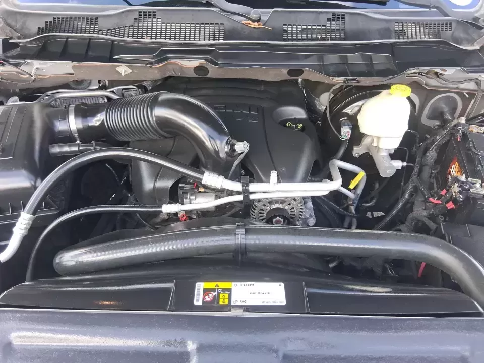 2016 Ram 1500 Lone Star (1C6RR7LT7GS) with an 5.7L V8 OHV 16V engine, 6A transmission, located at 1230 East Main St, Xenia, OH, 45385, (937) 908-9800, 39.688026, -83.910172 - Built for Midwest workweeks and weekend getaways, this 2016 Ram 1500 Lone Star Crew Cab is the kind of truck that fits real life in Riverside, Ohio-whether you're hauling gear for a home project, towing the toys for a trip out toward the Miami Valley, or loading up the family for a long road day on - Photo#11