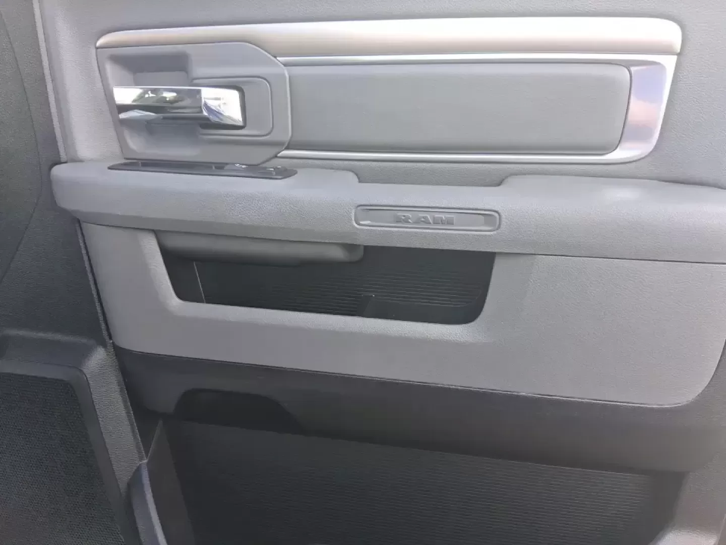 2016 Ram 1500 Lone Star (1C6RR7LT7GS) with an 5.7L V8 OHV 16V engine, 6A transmission, located at 401 Woodman Dr, Riverside, OH, 45431, (937) 908-9800, 39.760899, -84.123421 - Built for Midwest workweeks and weekend getaways, this 2016 Ram 1500 Lone Star Crew Cab is the kind of truck that fits real life in Riverside, Ohio-whether you're hauling gear for a home project, towing the toys for a trip out toward the Miami Valley, or loading up the family for a long road day on - Photo#19