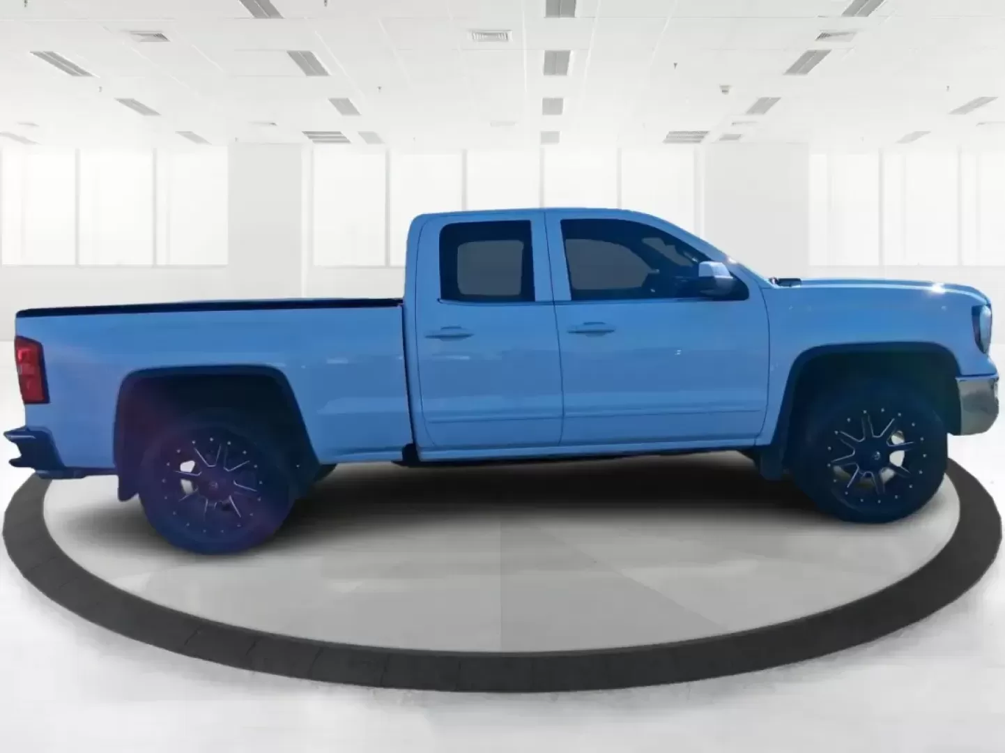 2016 GMC Sierra 1500 SLE (1GTV2MEC8GZ) with an EcoTec3 4.3L V-6 gasoline direct injection engine, 6A transmission, located at 1951 S Dayton Lakeview Rd., New Carlisle, OH, 45344, (937) 908-9800, 39.890999, -84.050255 - Need a truck that can handle Midwest weather, weekend projects, and that long stretch down I75 without breaking a sweat? This **2016 GMC Sierra 1500 SLE Double Cab 4WD** is built for real life in Moraine-whether you're hauling gear to a job site, towing the boat for a day near **Carillon Historical - Photo#1