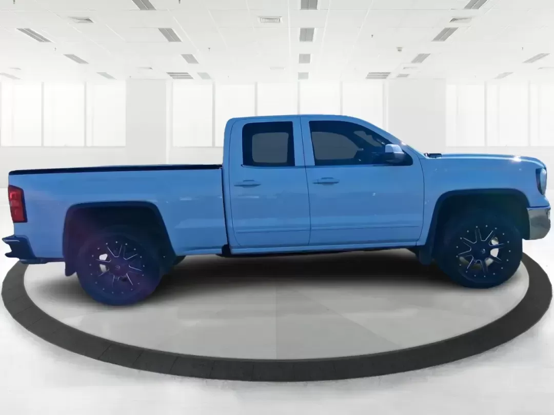 2016 GMC Sierra 1500 SLE (1GTV2MEC8GZ) with an EcoTec3 4.3L V-6 gasoline direct injection engine, 6A transmission, located at 4508 South Dixie Dr, Moraine, OH, 45439, (937) 908-9800, 39.689976, -84.218452 - Need a truck that can handle Midwest weather, weekend projects, and that long stretch down I75 without breaking a sweat? This **2016 GMC Sierra 1500 SLE Double Cab 4WD** is built for real life in Moraine-whether you're hauling gear to a job site, towing the boat for a day near **Carillon Historical - Photo#1