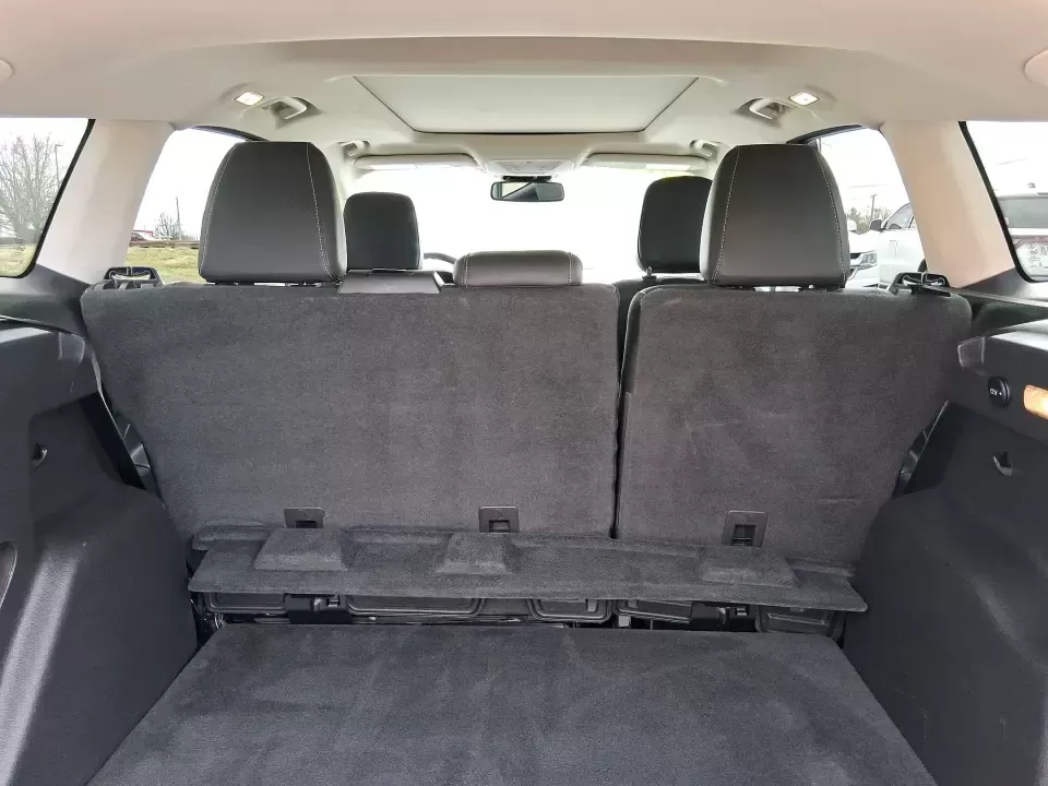 2019 Ford Escape SEL (1FMCU9HD7KU) with an 1.5L L4 DOHC 16V engine, 6A transmission, located at 1230 East Main St, Xenia, OH, 45385, (937) 908-9800, 39.688026, -83.910172 - Weekend road trips to John Bryan State Park, daily commutes down US-35, or the school-and-sports shuffle around Greene County-this 2019 Ford Escape SEL is the kind of compact SUV that fits real life in Xenia, Ohio. With confident AWD capability, a comfortable cabin, and practical cargo space, it's a - Photo#11