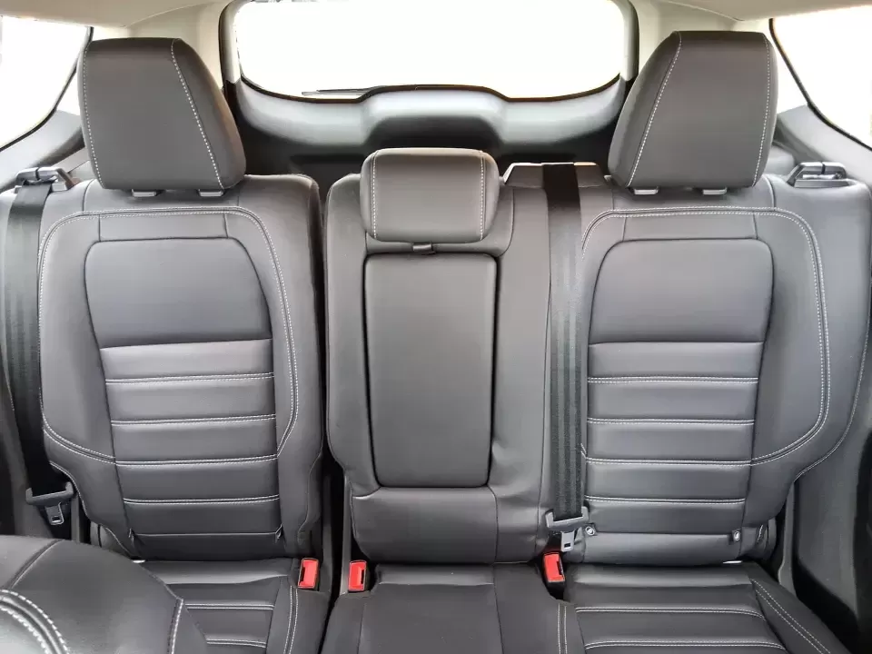 2019 Ford Escape SEL (1FMCU9HD7KU) with an 1.5L L4 DOHC 16V engine, 6A transmission, located at 1230 East Main St, Xenia, OH, 45385, (937) 908-9800, 39.688026, -83.910172 - Weekend road trips to John Bryan State Park, daily commutes down US-35, or the school-and-sports shuffle around Greene County-this 2019 Ford Escape SEL is the kind of compact SUV that fits real life in Xenia, Ohio. With confident AWD capability, a comfortable cabin, and practical cargo space, it's a - Photo#13