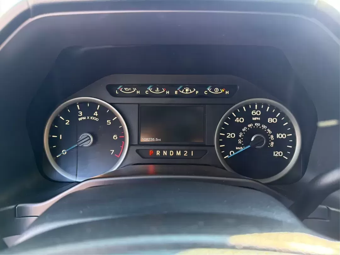 2015 Ford F-150 XLT (1FTEW1EP2FK) with an 2.7L V6 DOHC 24V engine, 6-Speed Automatic transmission, located at 1230 East Main St, Xenia, OH, 45385, (937) 908-9800, 39.688026, -83.910172 - Picture your next weekend: the bed loaded for a Greene County lake day, the family comfortable in a roomy Crew Cab, and 4WD ready when the weather turns on I35 or you decide to explore back roads outside Xenia. This 2015 Ford F-150 XLT is built for real life-work, play, towing, and everyday errands- - Photo#14